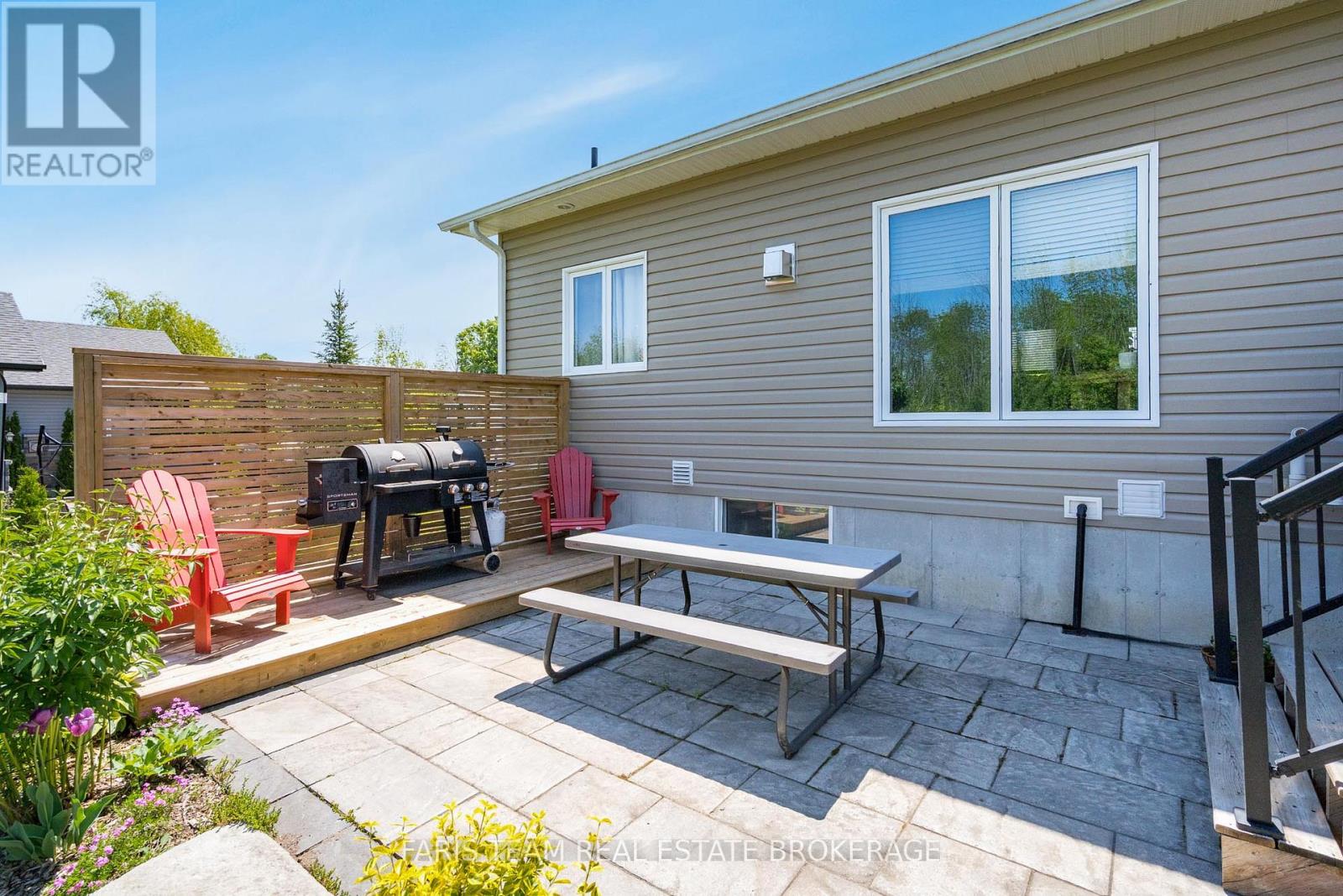 53 BOYD CRESCENT - 36