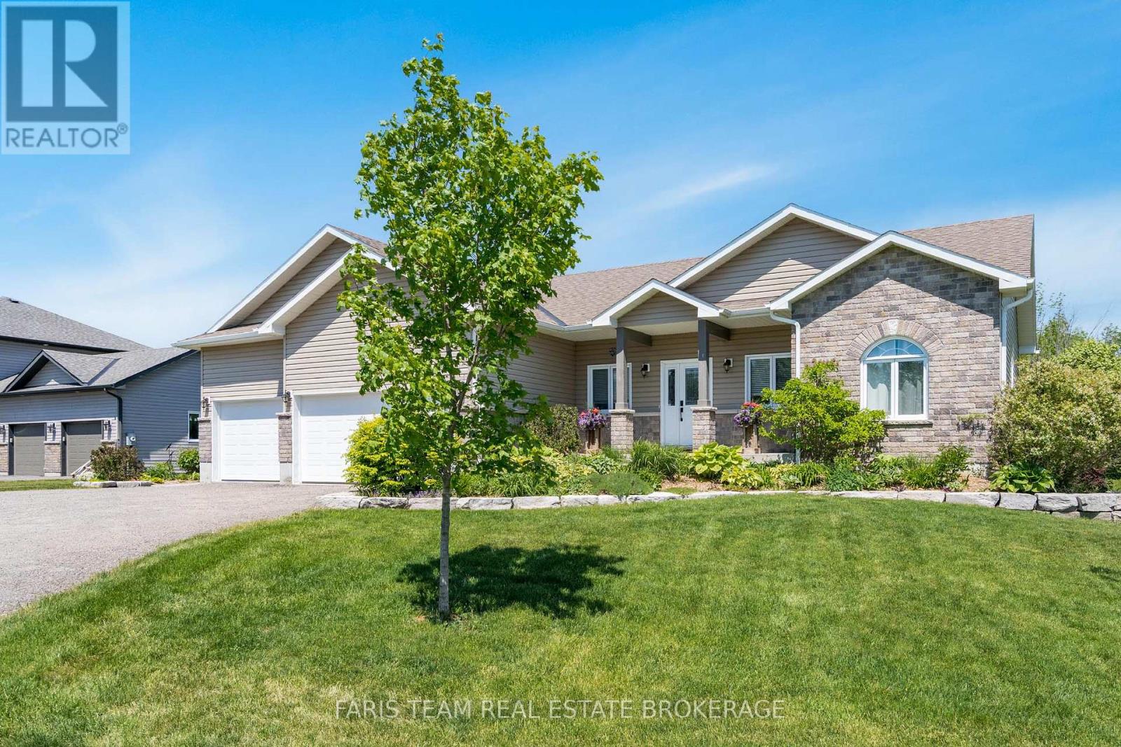 53 BOYD CRESCENT - Image 3
