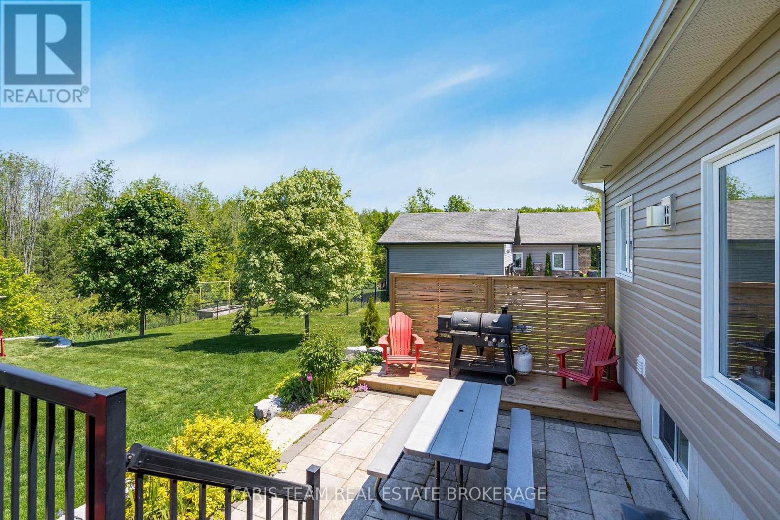 53 BOYD CRESCENT - 34