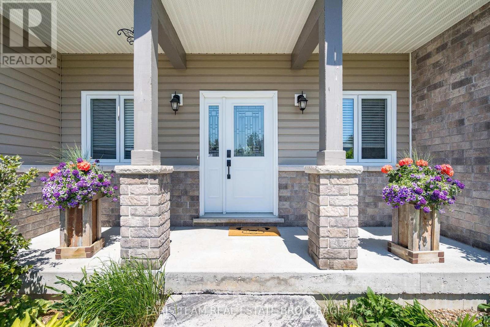 53 BOYD CRESCENT - 5
