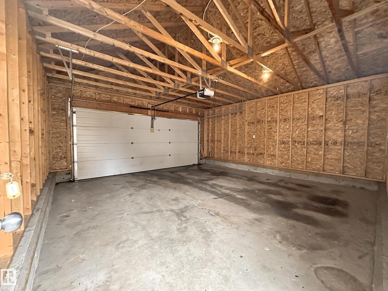9432 211 ST NW - 28