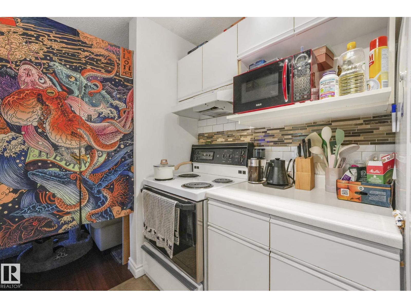#309 10636 120 ST NW - 13