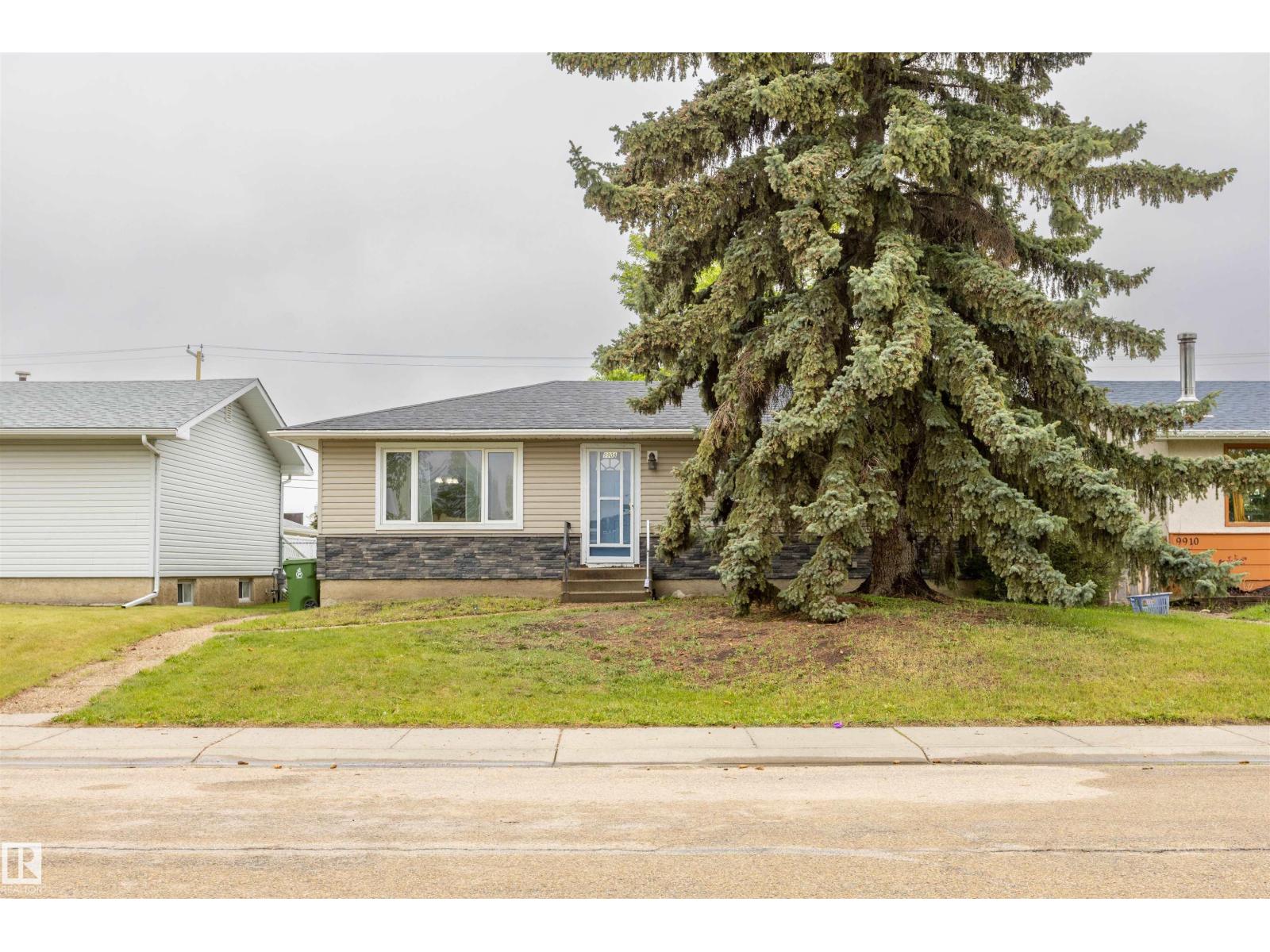 9908 99 ST - photo 3
