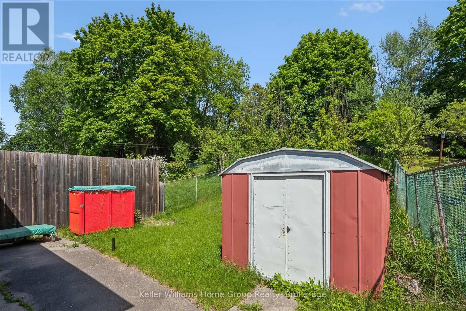 117 WAVERLEY DRIVE - 32