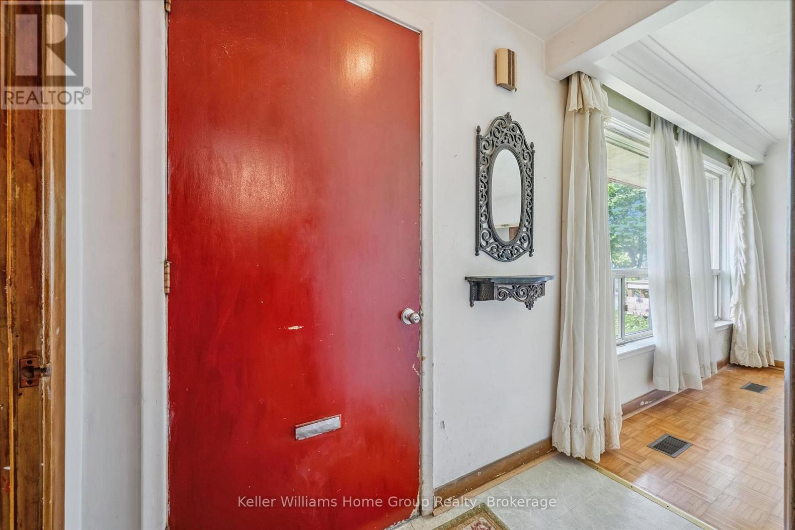 117 WAVERLEY DRIVE - 6