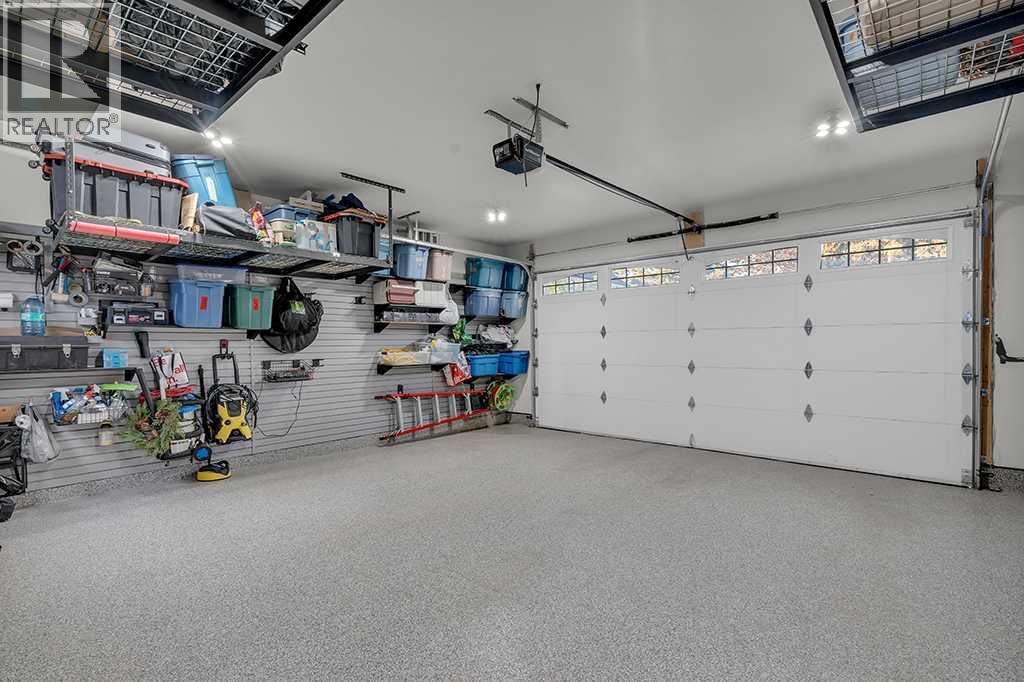 2424 35 Street SW - 38
