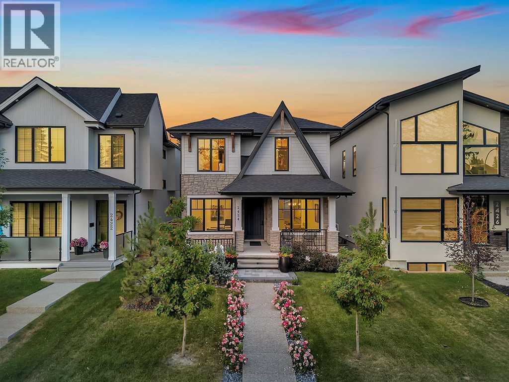 2424 35 Street SW - 42