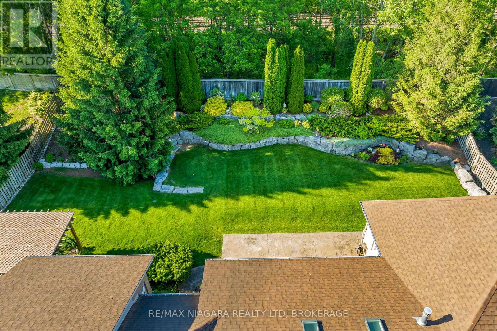 6775 DOMENIC CRESCENT - 5