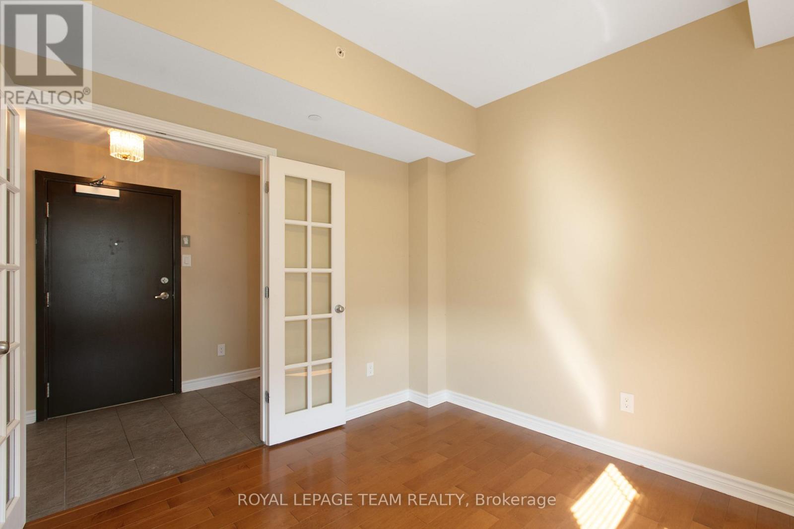 2 Bed, 2 Bath Apartment for Sale in Ottawa – 401 – 659 SUE HOLLOWAY DRIVE, Ottawa – MLS# X12928920 - Image 10