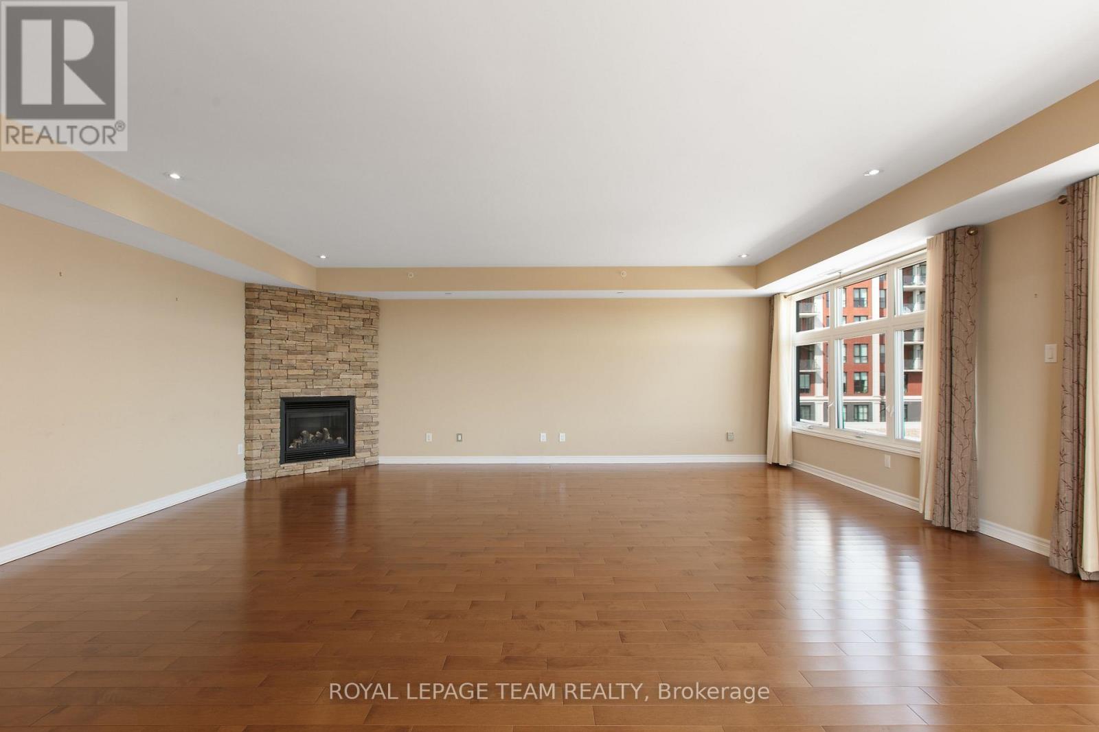 2 Bed, 2 Bath Apartment for Sale in Ottawa – 401 – 659 SUE HOLLOWAY DRIVE, Ottawa – MLS# X12928920 - Image 14