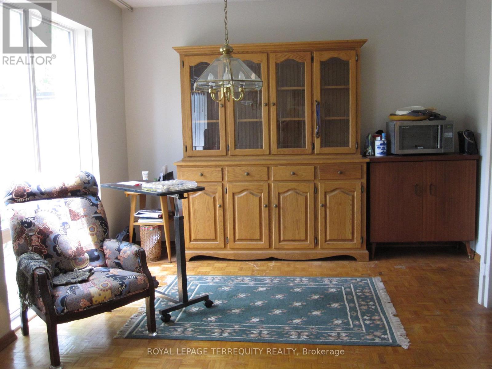 Listing 29700936