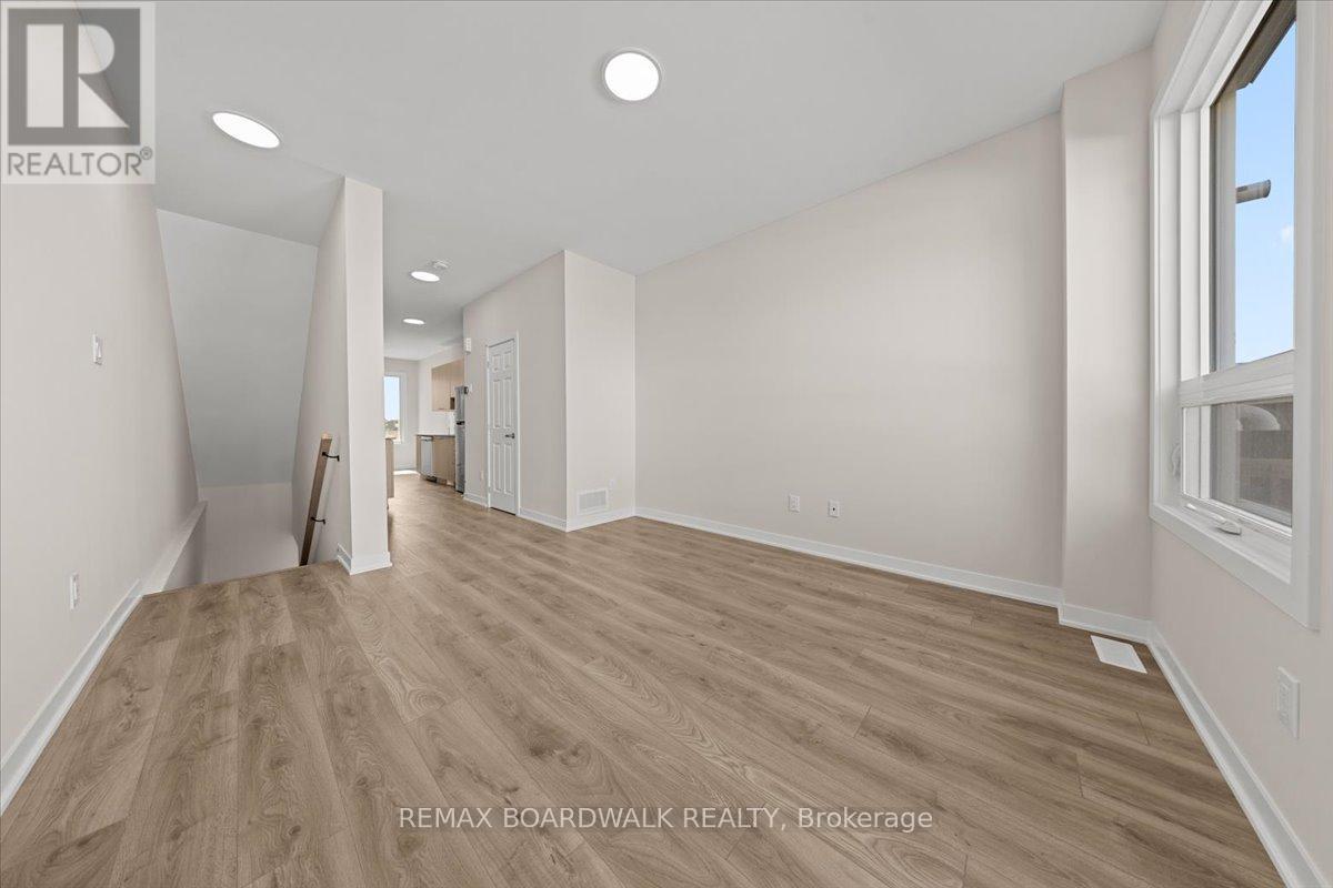 2 Bed, 2 Bath House for Rent in Ottawa – 243 LAMARCHE AVENUE, Ottawa – MLS# X12965852 - Image 16