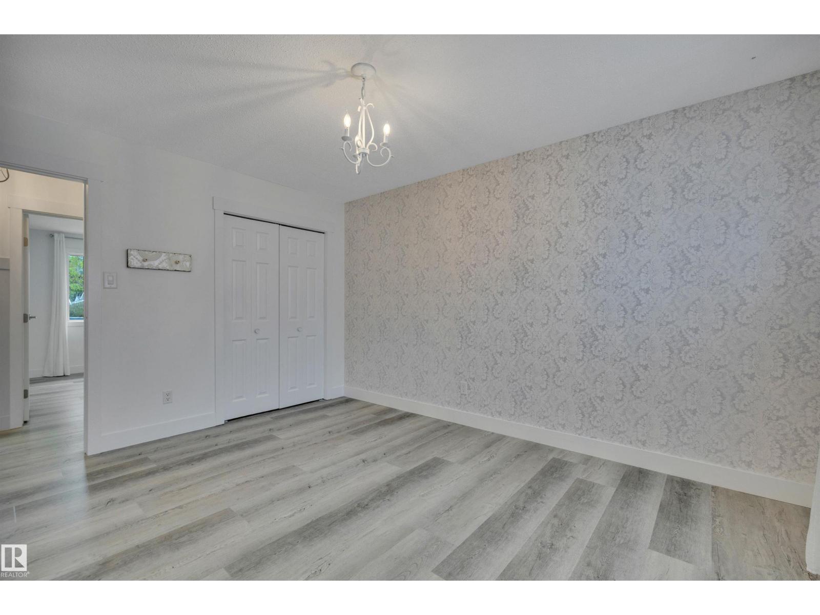 60 CORINTHIA DR — photo 15