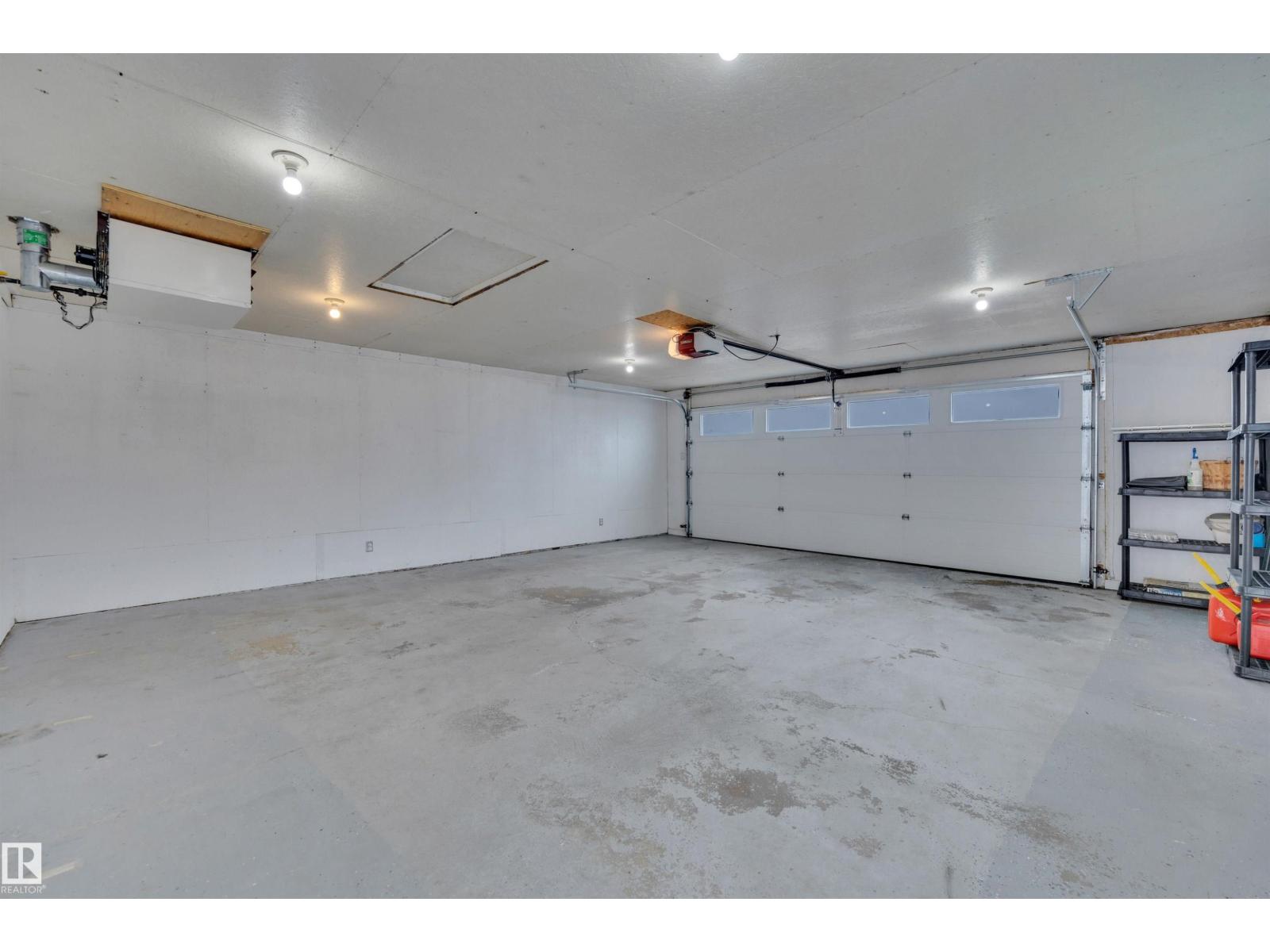 60 CORINTHIA DR — photo 39