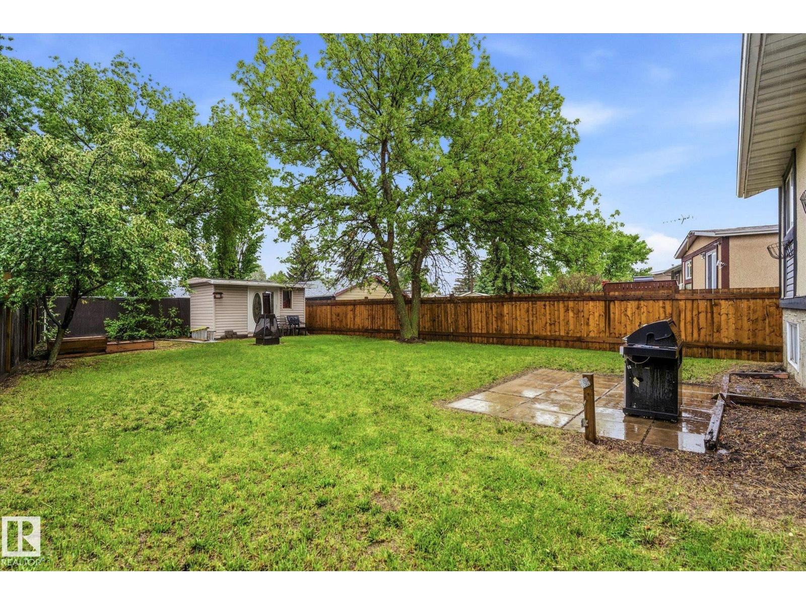 8 GOLDEN SPIKE RD - 32