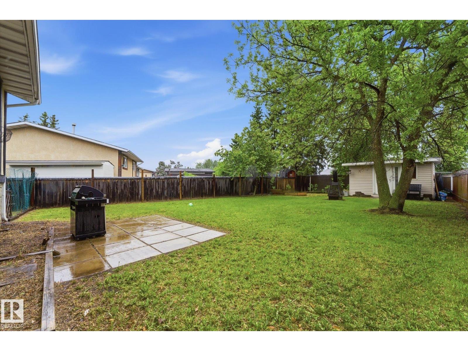 8 GOLDEN SPIKE RD - 33