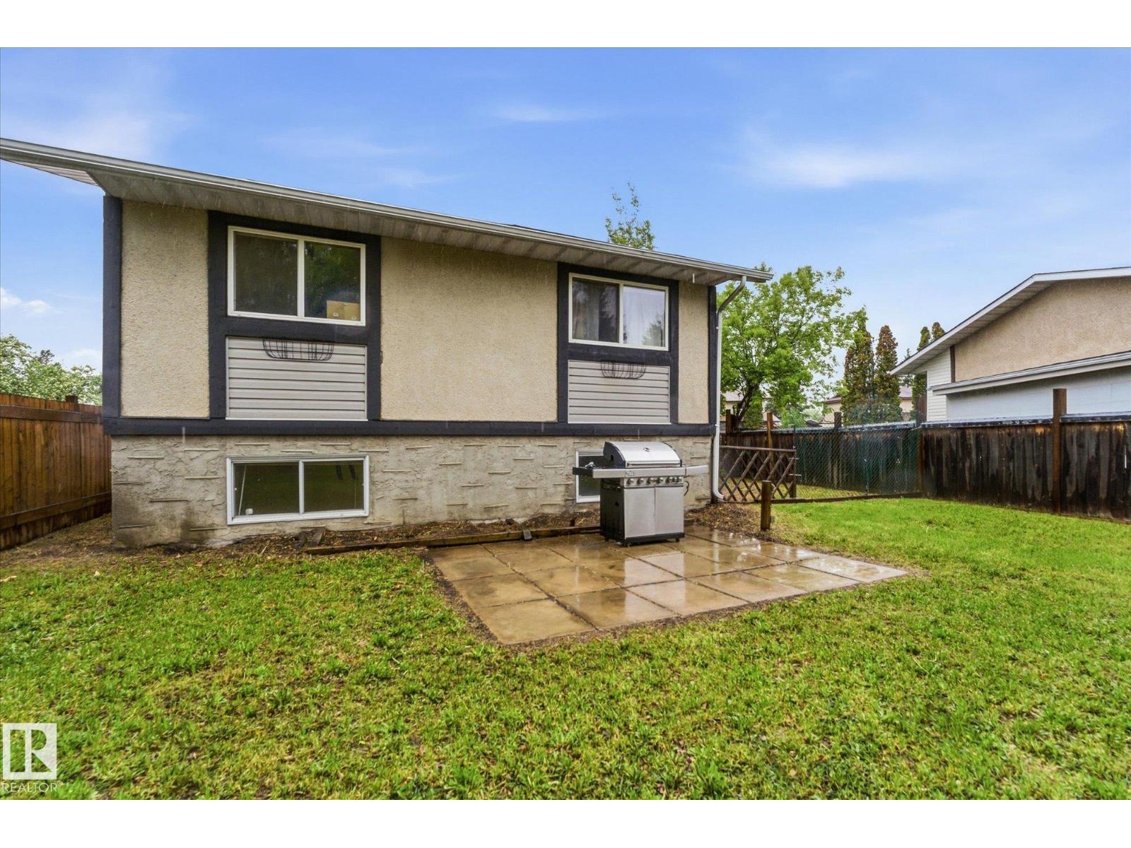 8 GOLDEN SPIKE RD - 36