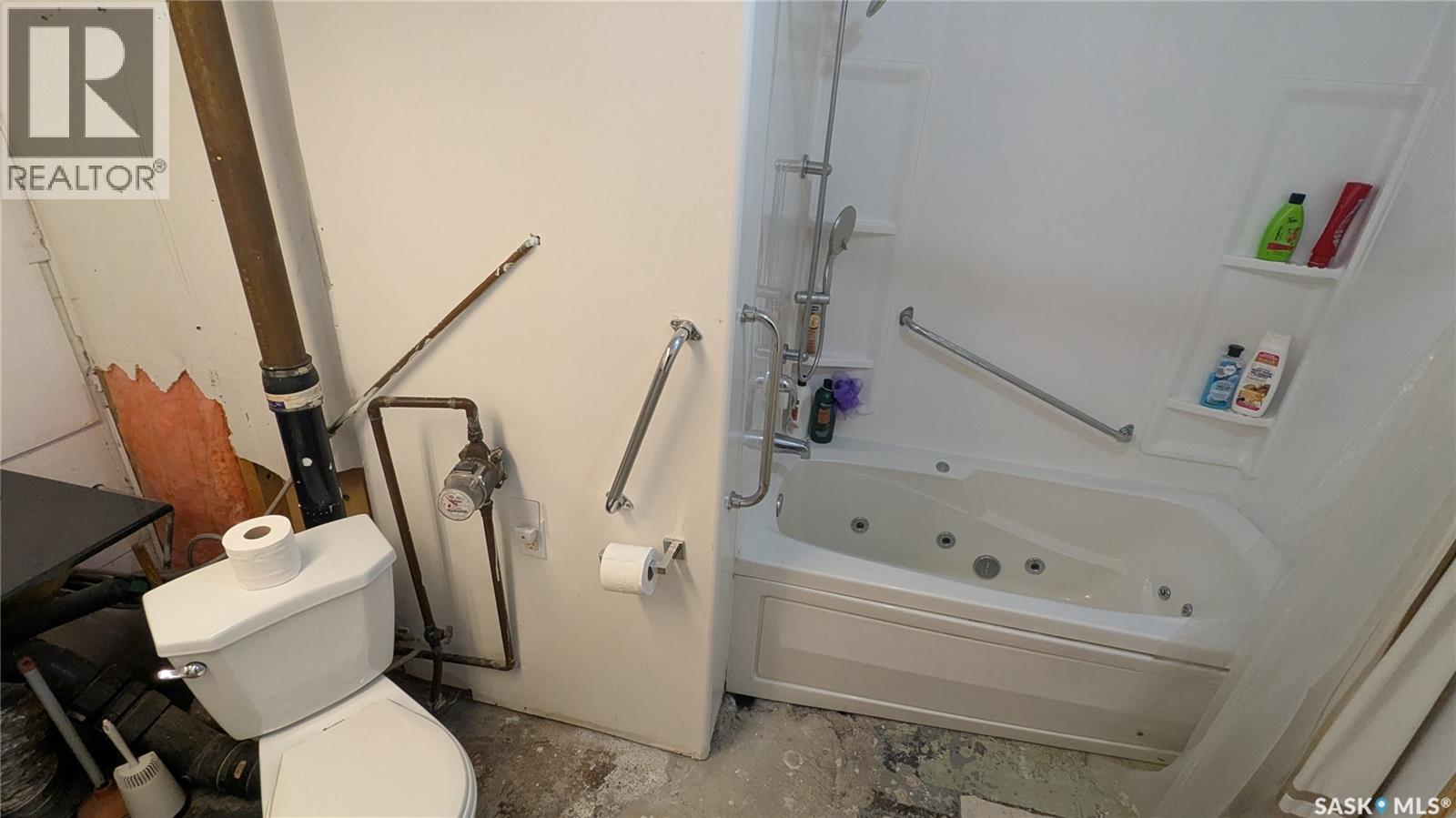 423 1st STREET S - 10
