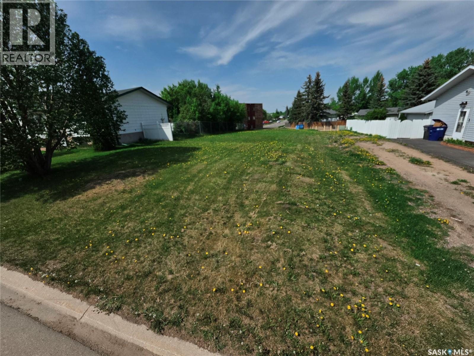 37 Dunfield CRESCENT