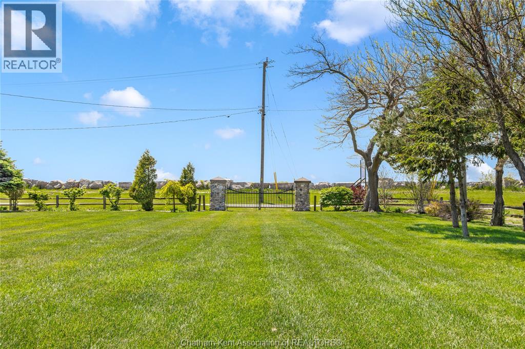 100 Ross Lane — photo 16