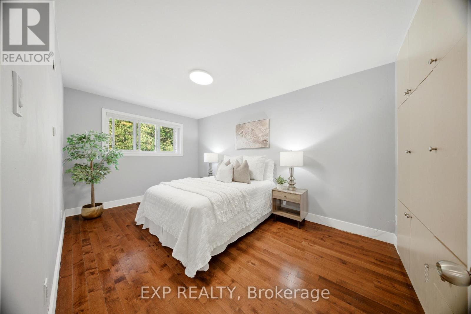 270 ROYWOOD DRIVE - 18