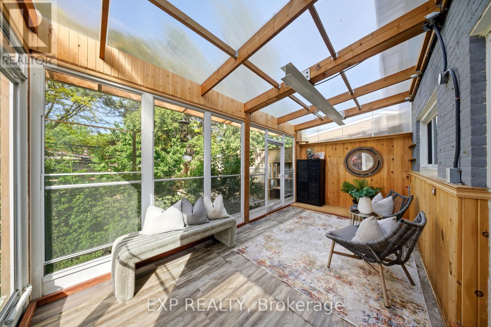 270 ROYWOOD DRIVE - 35