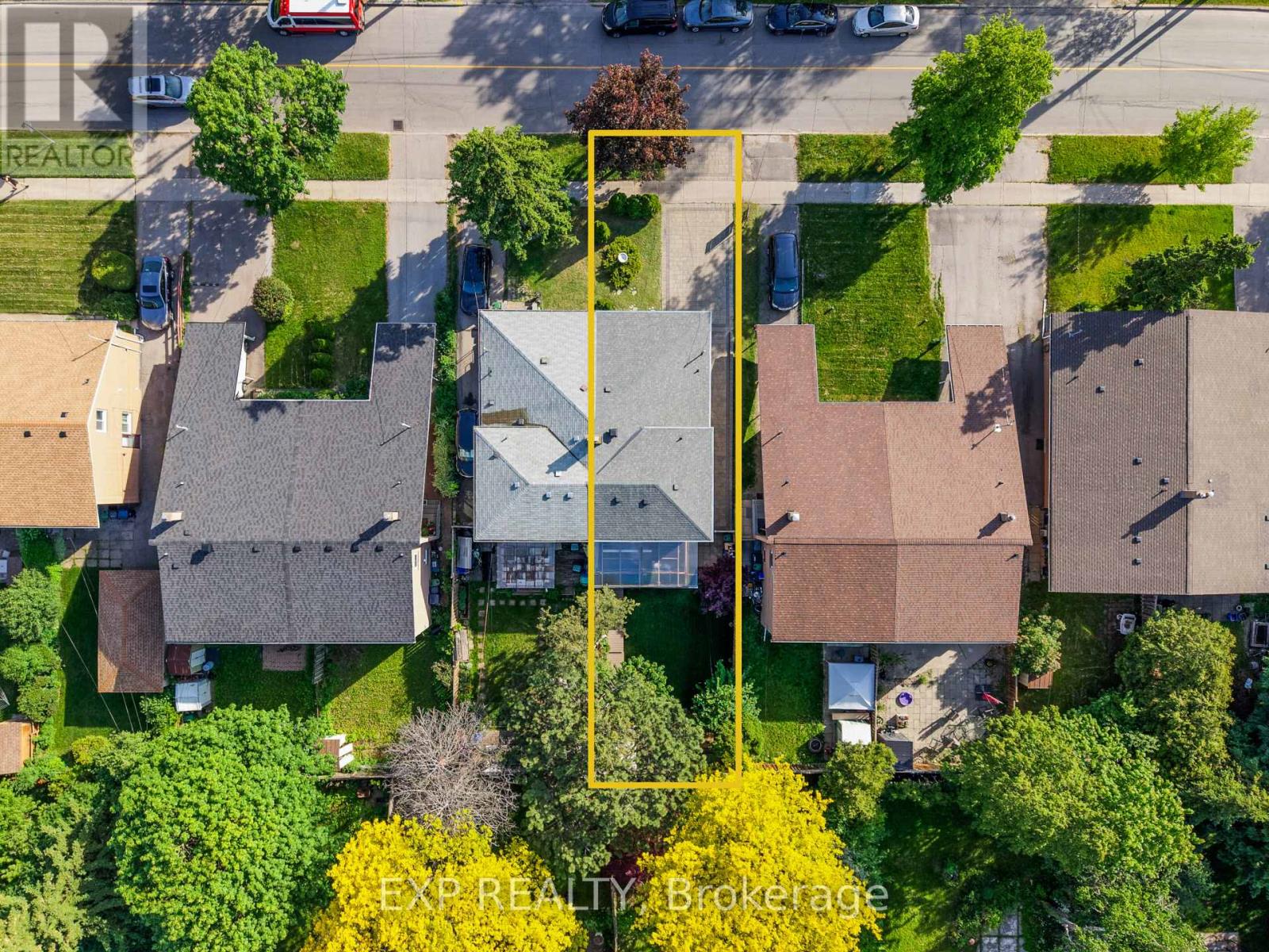 270 ROYWOOD DRIVE - 45