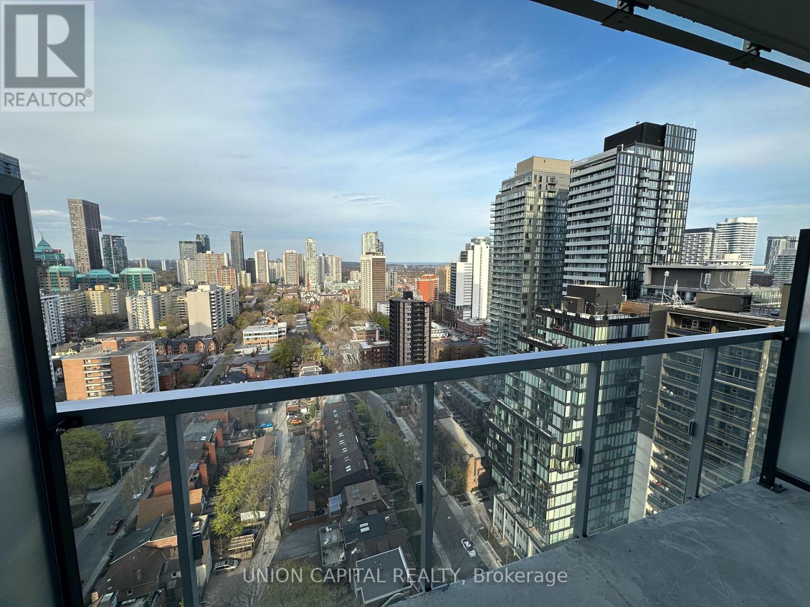 Listing photo of 2605 - 3 GLOUCESTER STREET