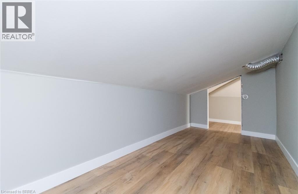 302 COLBORNE Street Unit# 1