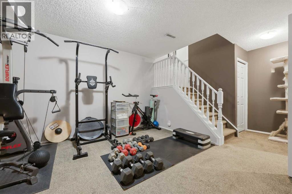 #7 12625 24 Street SW - 25