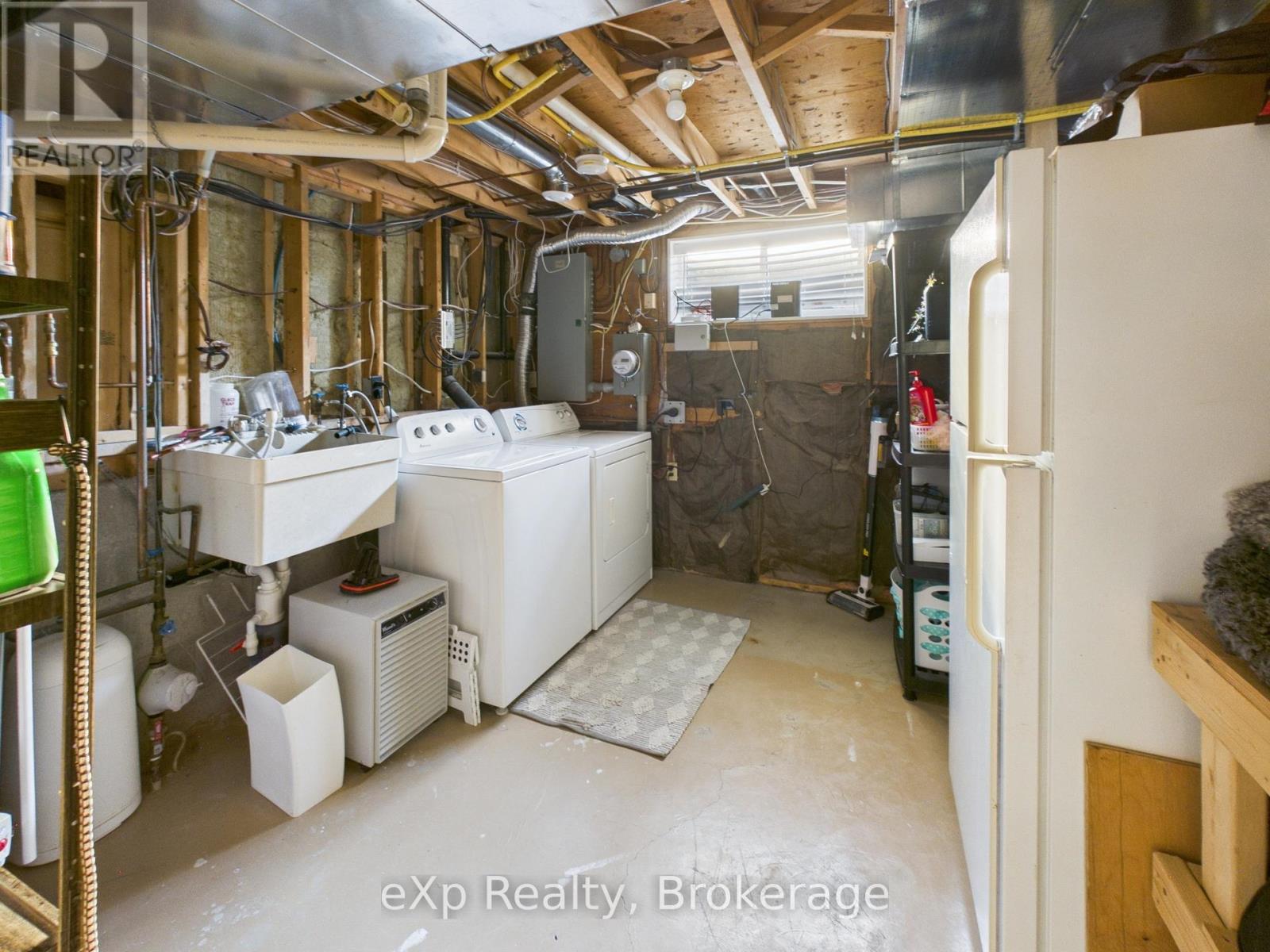 543 THEDE DRIVE - 31