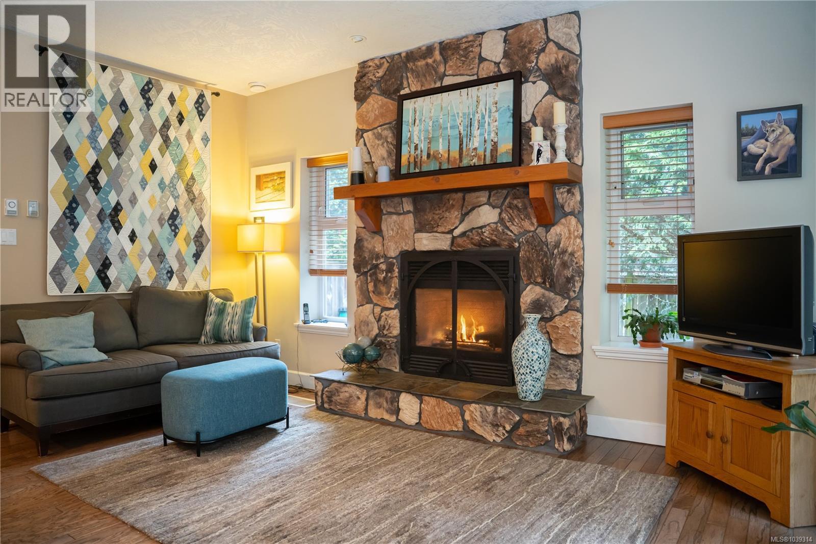 2514 Kinnoull Cres - 19