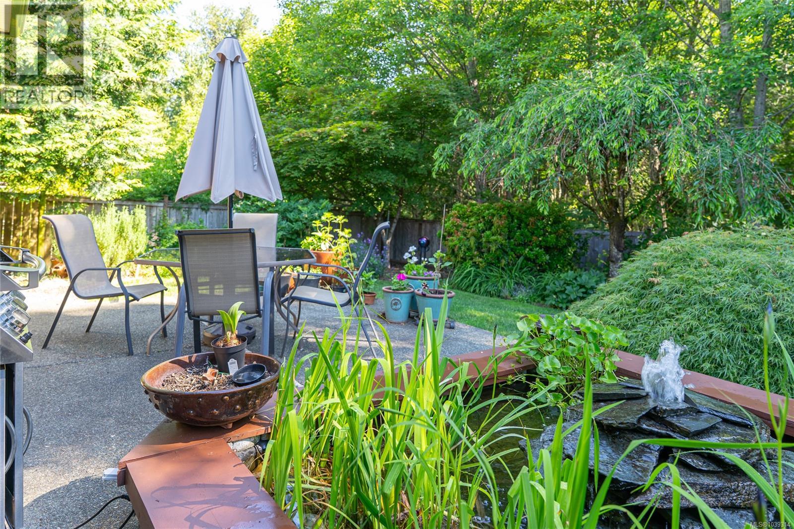  2514 Kinnoull Crescent, Mill Bay