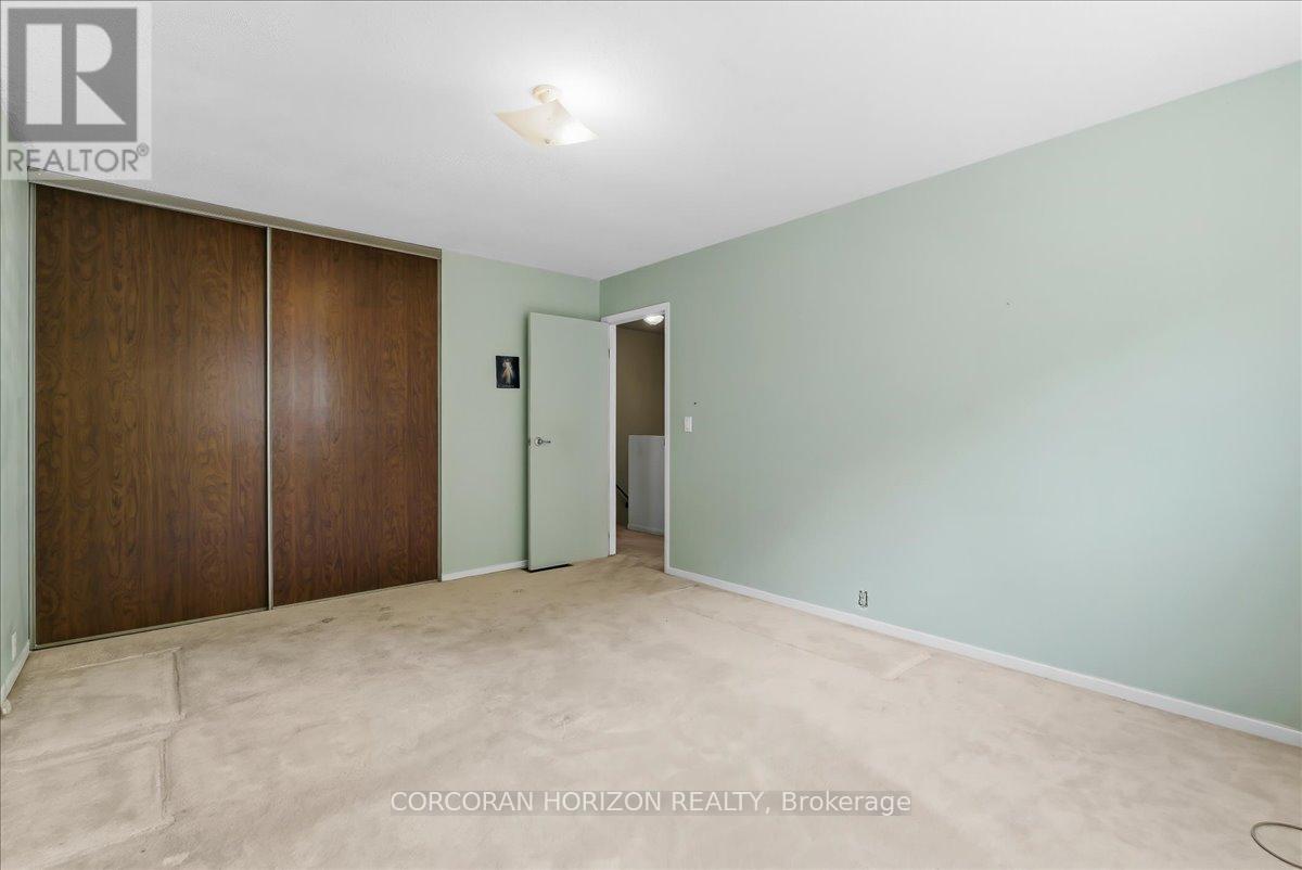 28 CHAD CRESCENT - 15