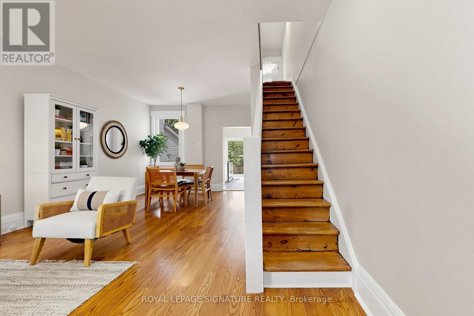 209 RHODES AVENUE - 20