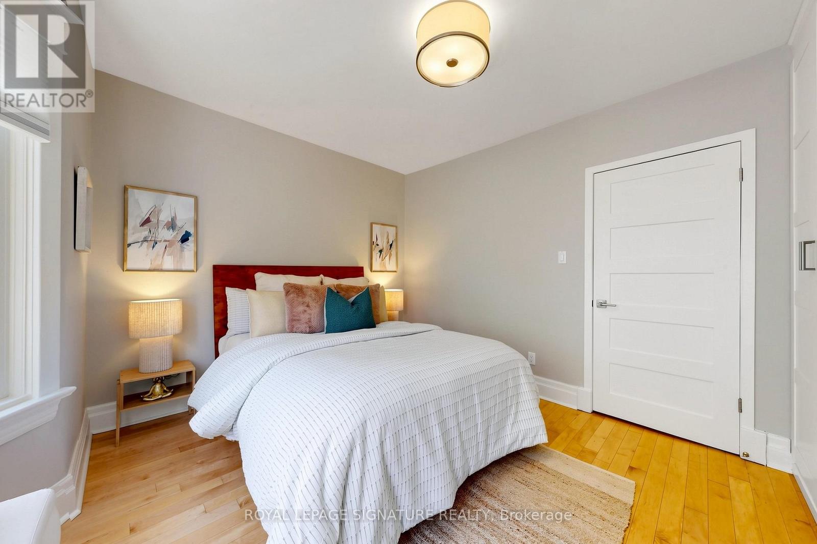 209 RHODES AVENUE - 23