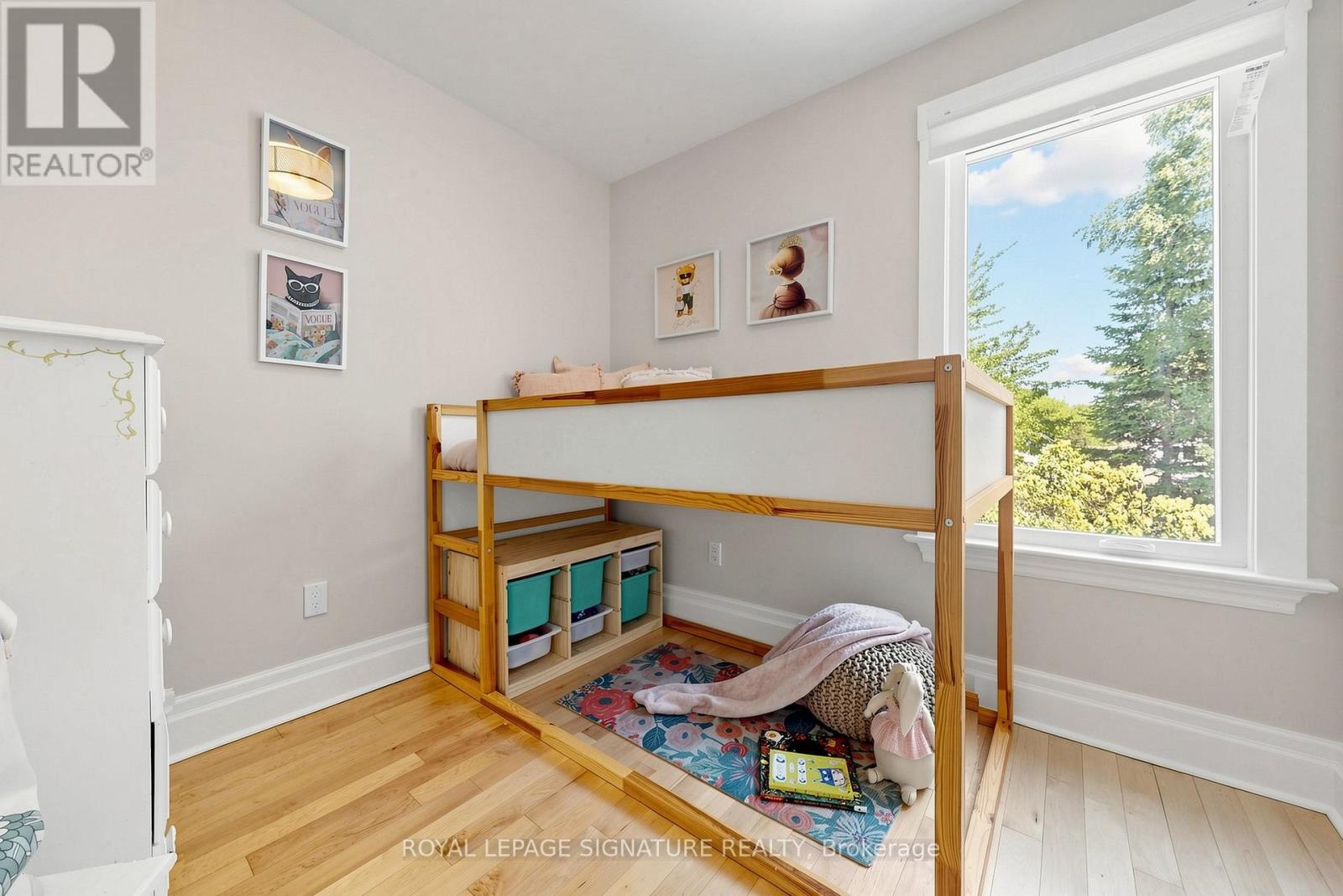 209 RHODES AVENUE - 27