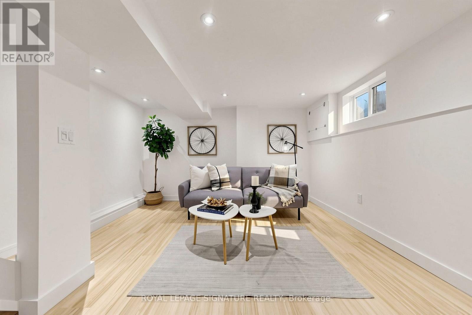 209 RHODES AVENUE - 33