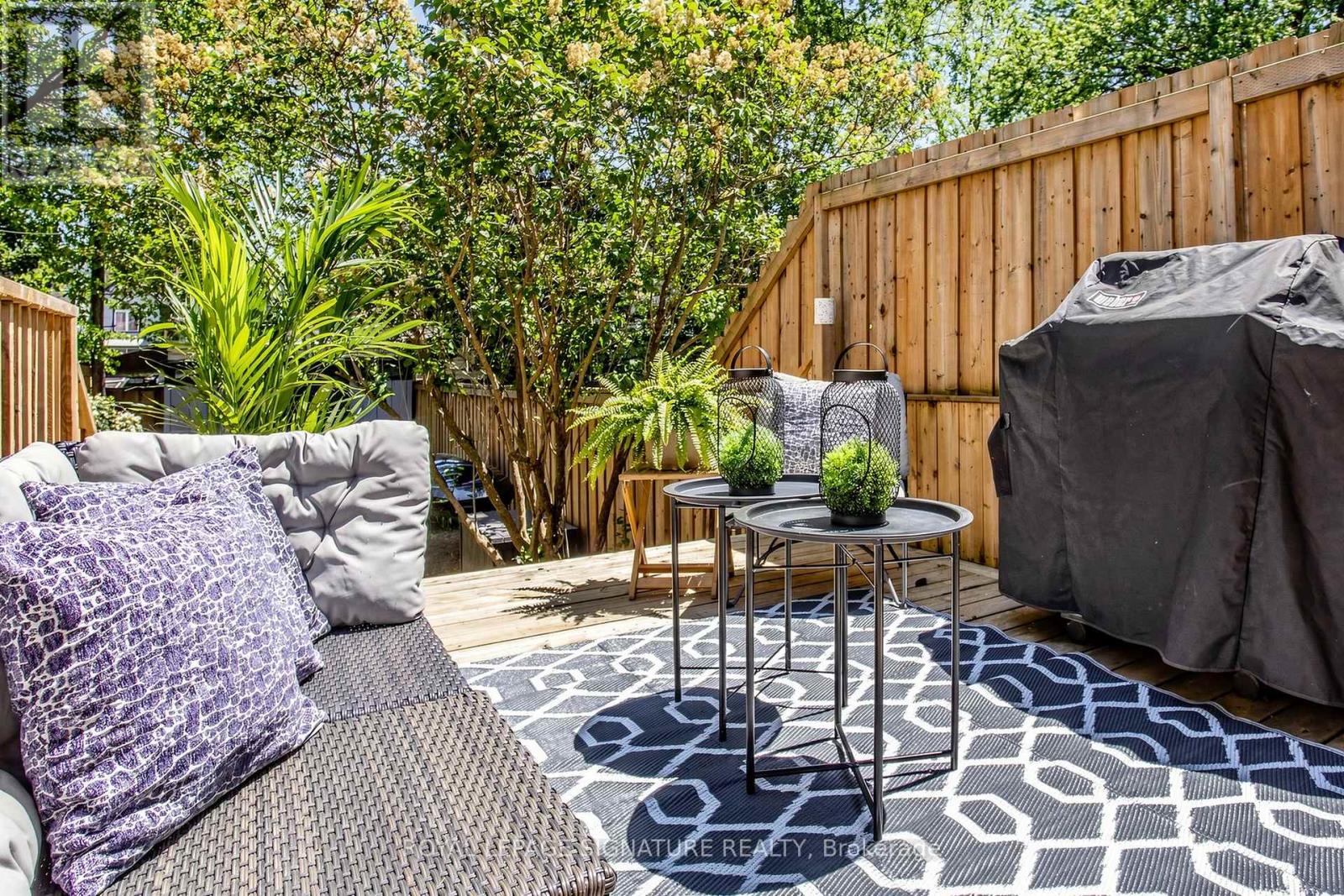 209 RHODES AVENUE - 47