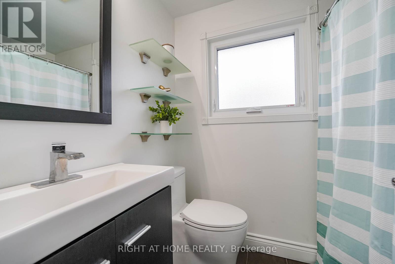 35 TILLBROOK COURT - 25