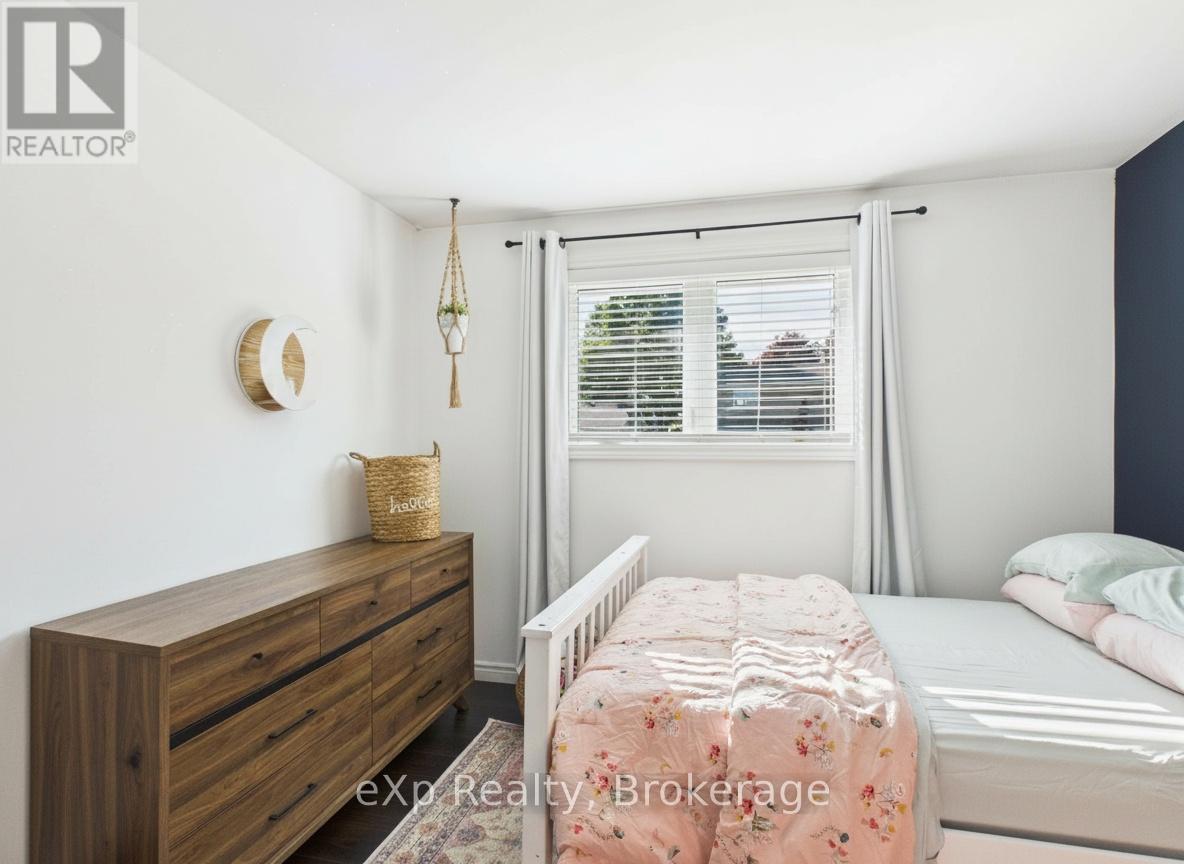 543 THEDE DRIVE - 18