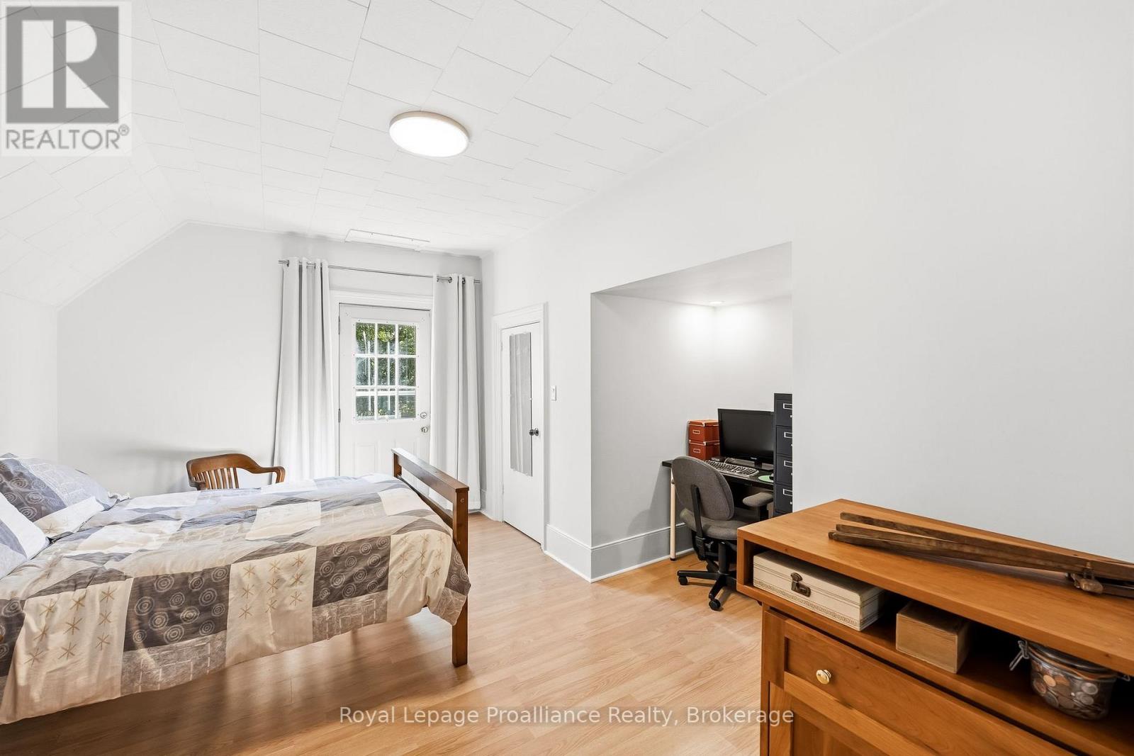 65 PRINCE EDWARD STREET - 39