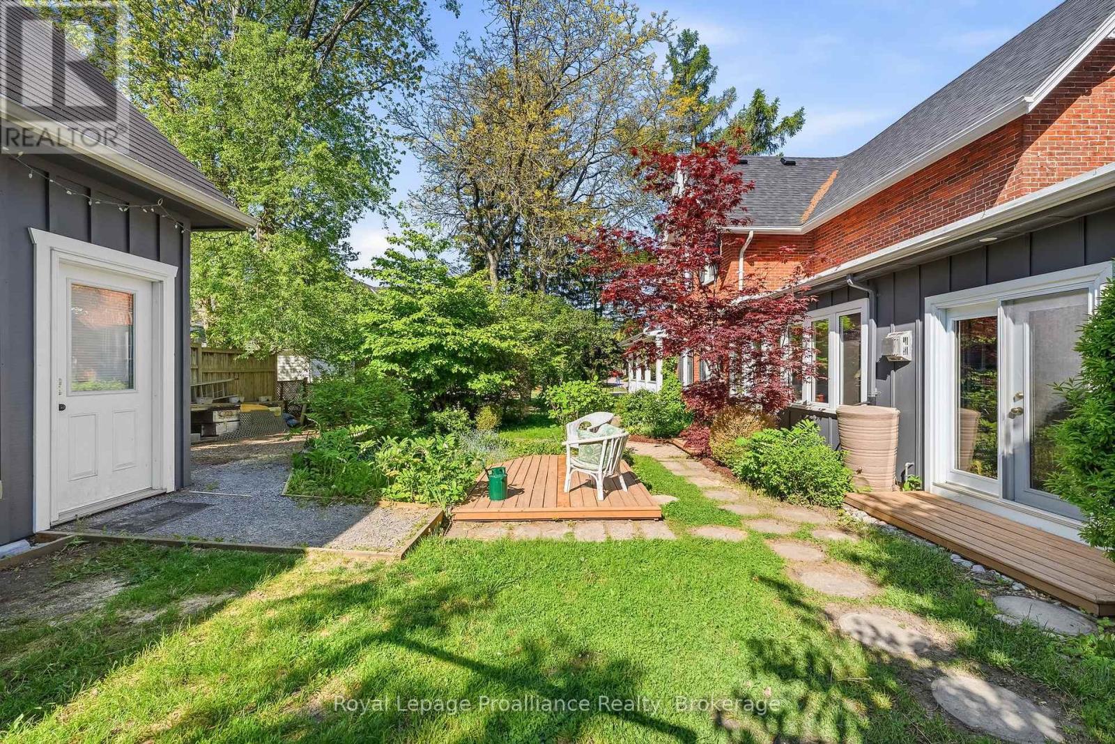 65 PRINCE EDWARD STREET - 46