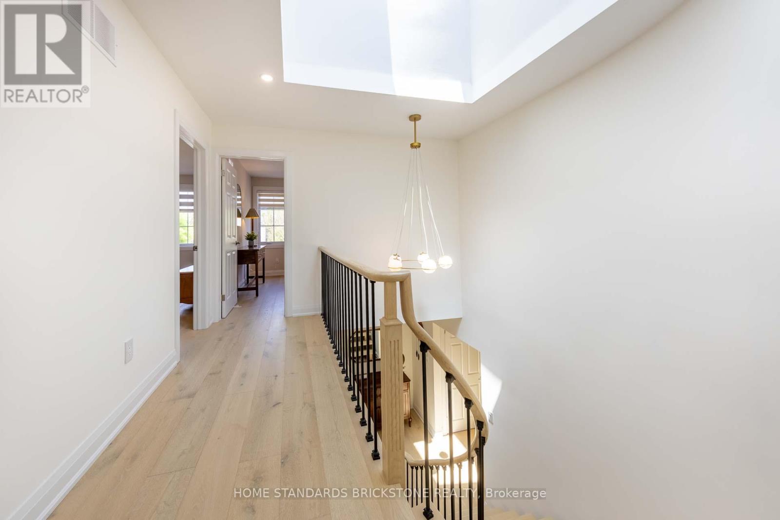 139 PINEWOOD DRIVE - 28
