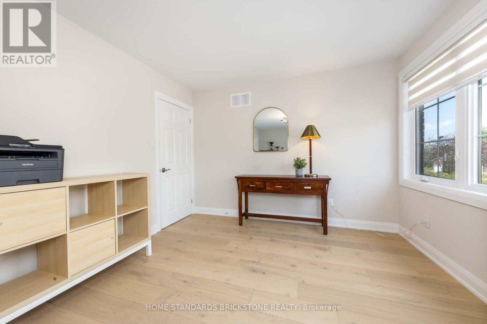 139 PINEWOOD DRIVE - 38