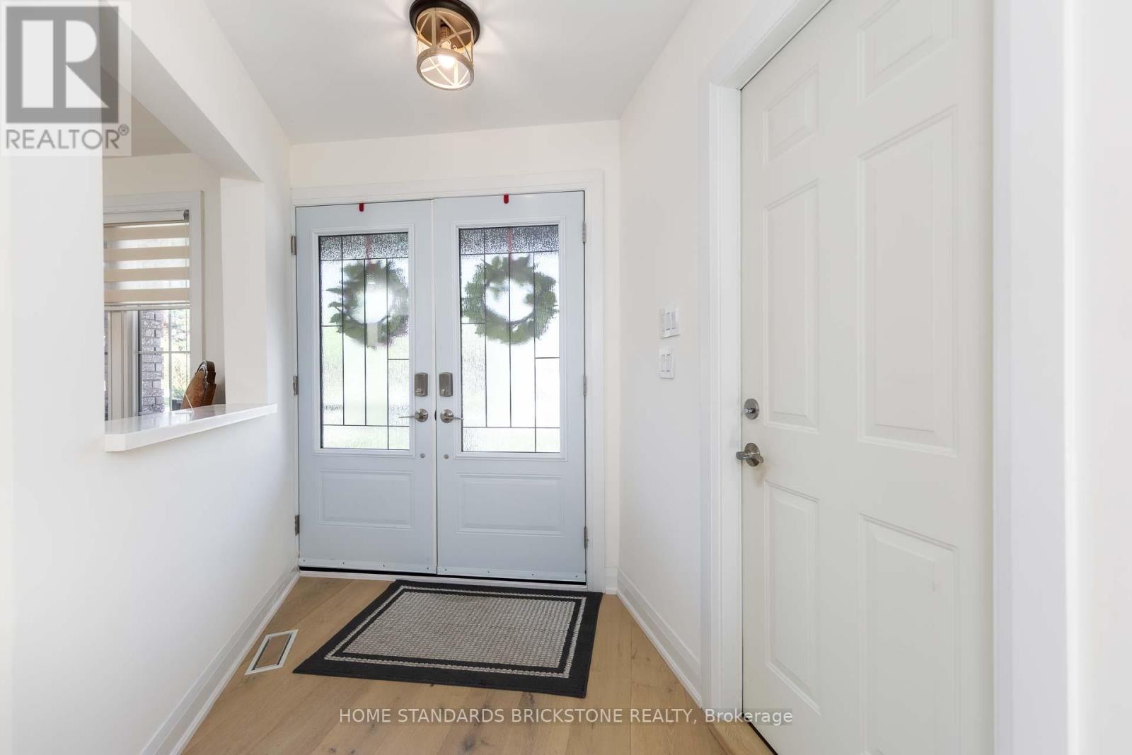 139 PINEWOOD DRIVE - 4