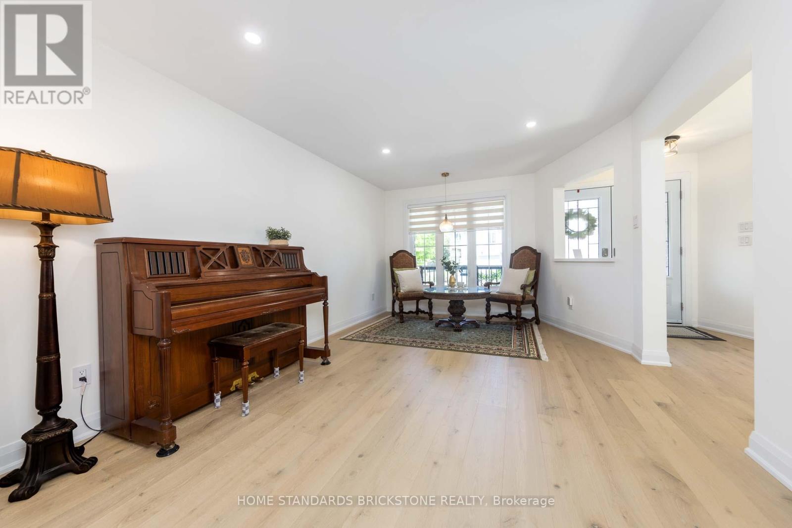 139 PINEWOOD DRIVE - 8