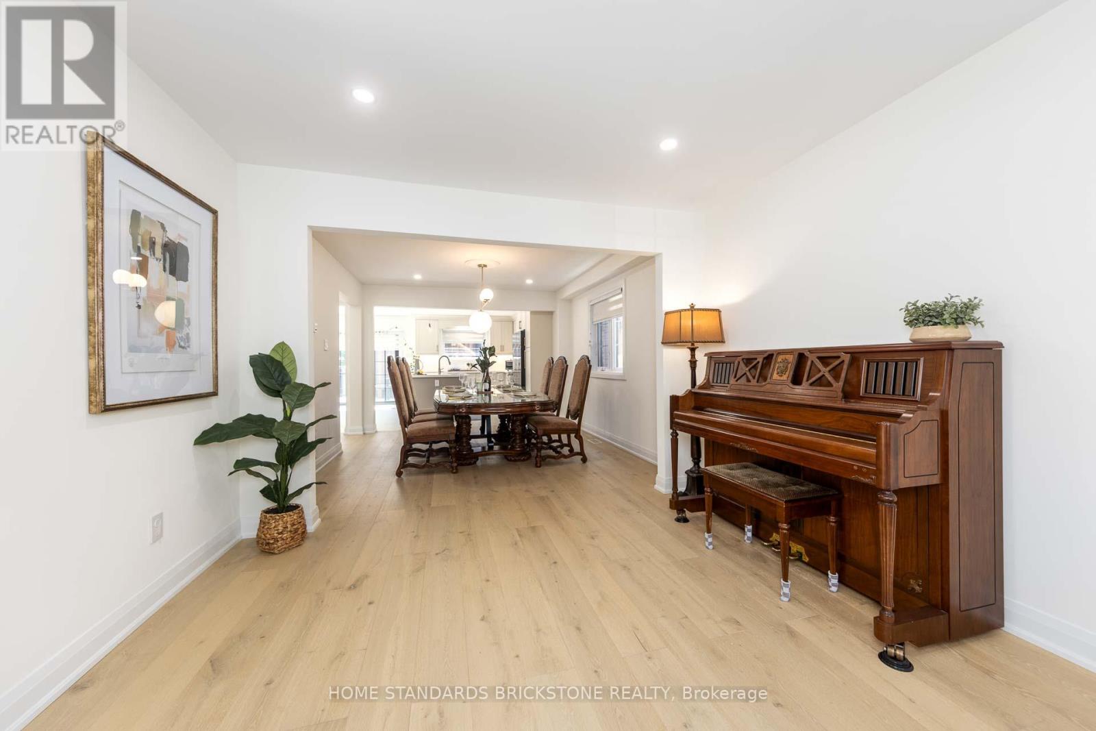 139 PINEWOOD DRIVE - 9