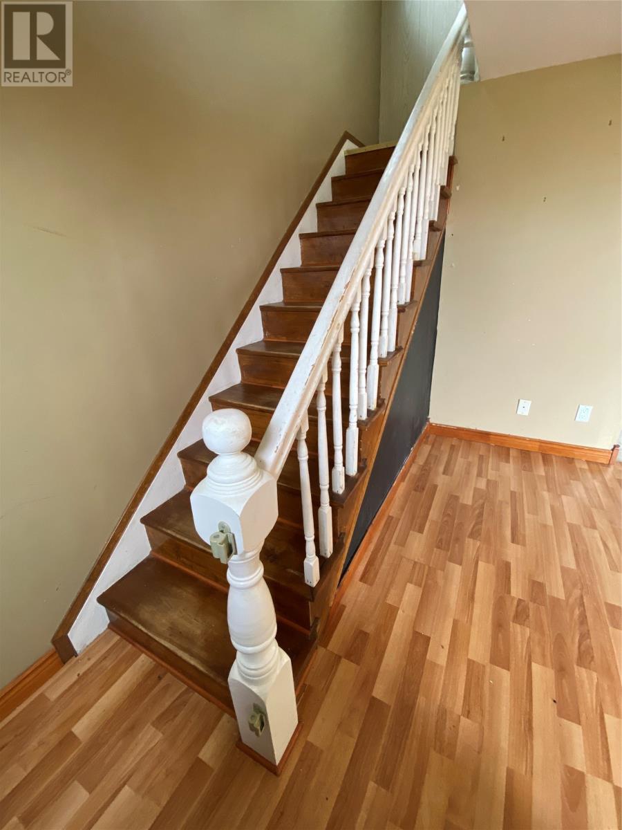 105 Creston Boulevard - 10