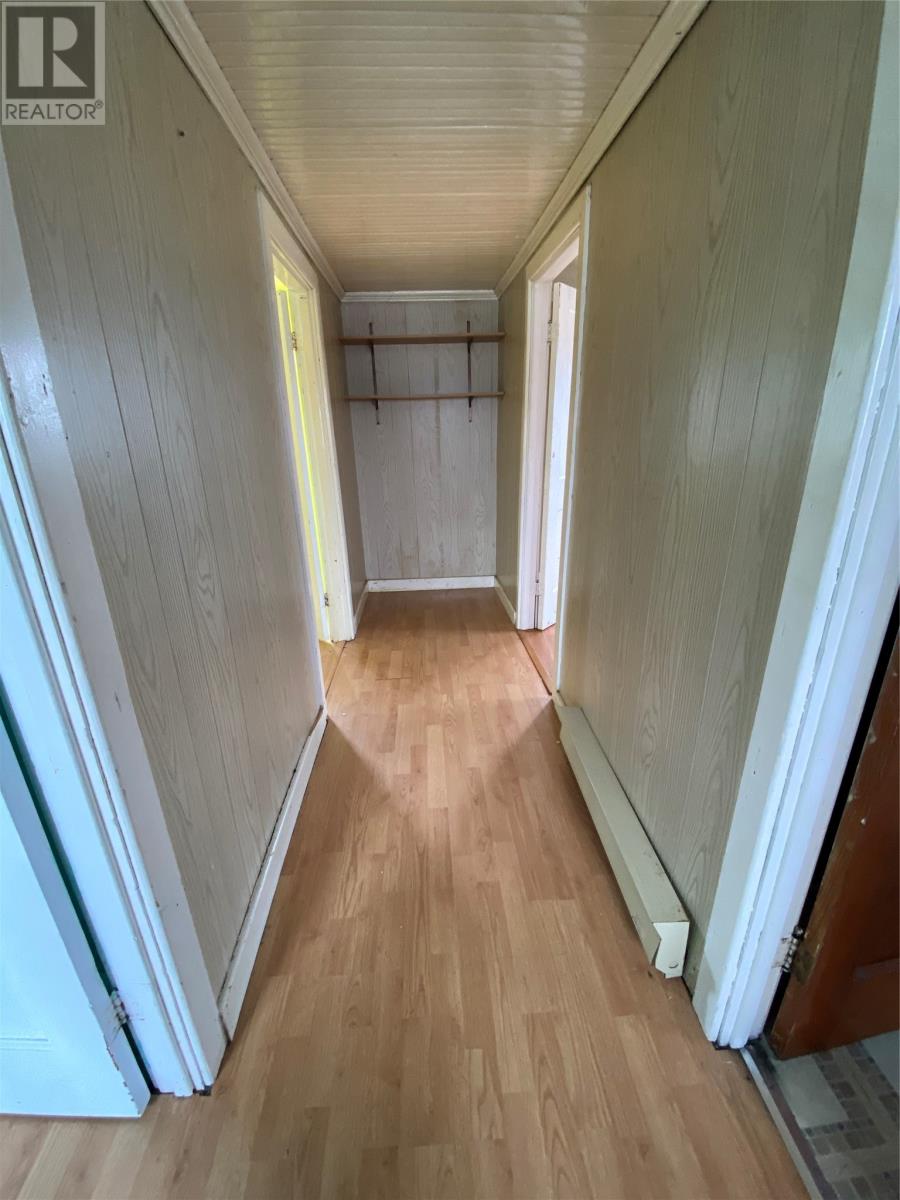 105 Creston Boulevard - 17